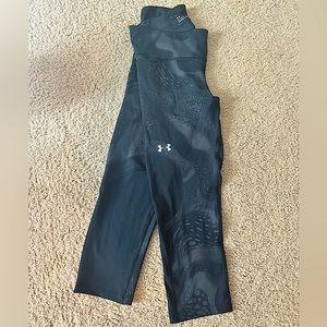 Under Armour Compression Cropped Leggings